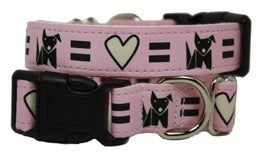 Wagging Green Love Dog Collar
